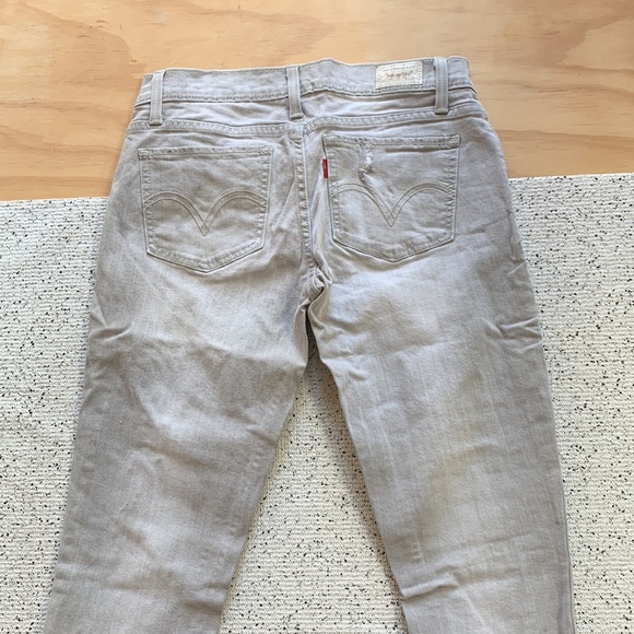 Dove Grey Levi’s Too Superlow 524 Jeans 7M - Picture 2 of 6